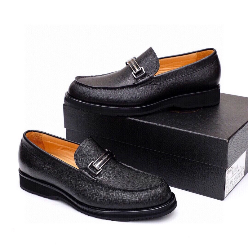 Pra*a leather shoes
